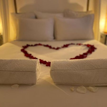 Guest House Privee Ezanville Екстер'єр фото